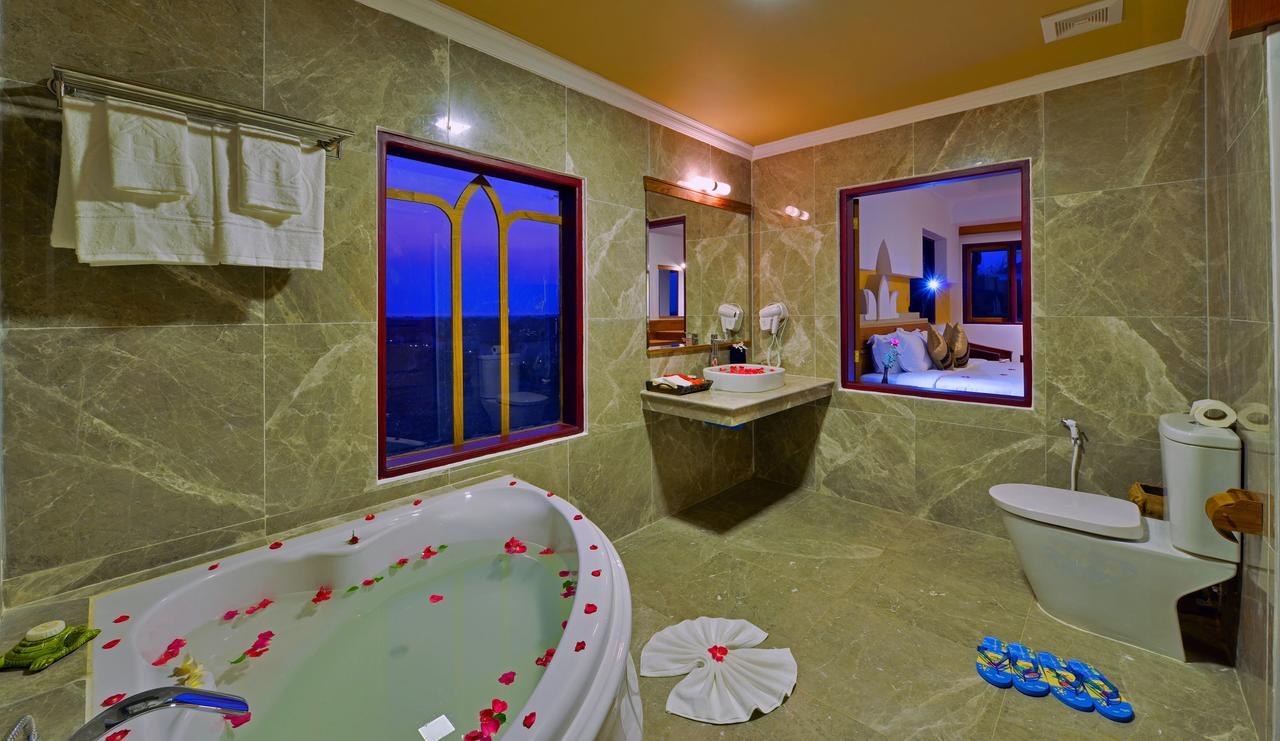 Ananta Inlay Resort Nyaung Shwe Buitenkant foto